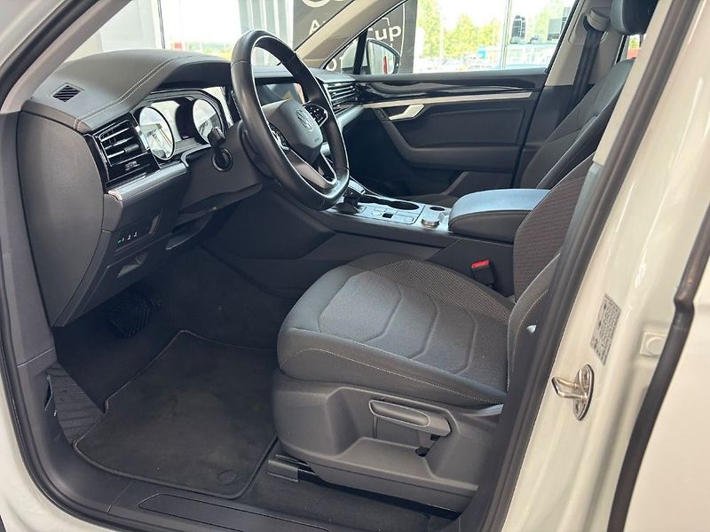 Volkswagen Touareg 3.0 TDI 170kW Tiptronic - fotka 5 z 17