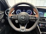 Alfa Romeo Giulia (2025) 2.0 Turbo 280k AT8 AWD  INTENS - náhled 8