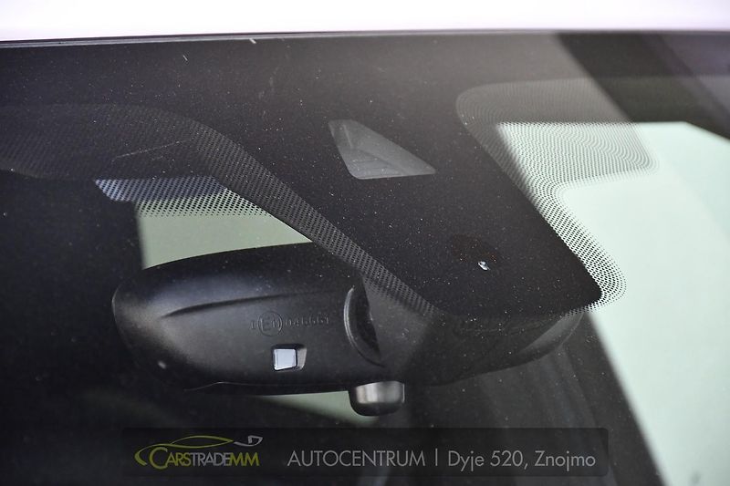 BMW X1 xDrive20d M-SPORT ČR - fotka 47 z 52
