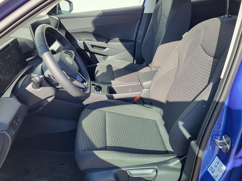 Volkswagen T-Roc (2026) Life 1,5 eTSI 85kW 7DSG - fotka 7 z 23