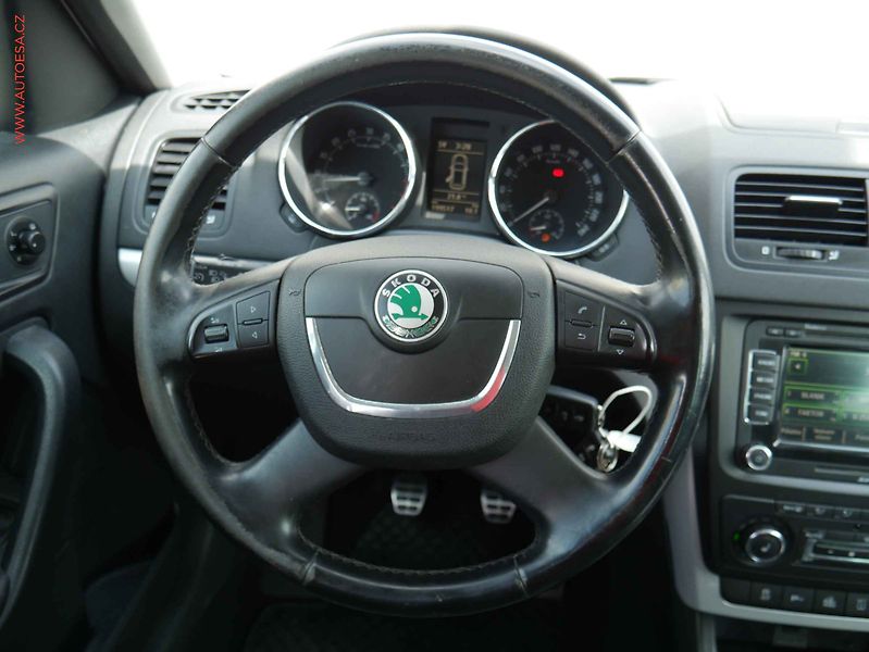 Škoda Yeti (2010) 2.0TDi 4x4, ČR, Bixen, kůže - fotka 13 z 18