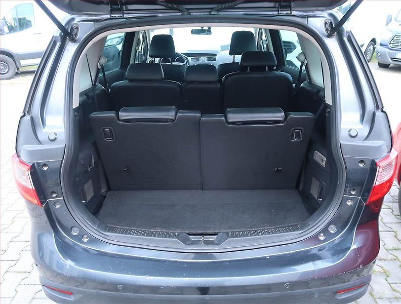 Mazda 5 (2011) 1.6 D, 7 míst, Eko.zaplacen - fotka 14 z 17