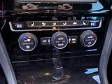 Volkswagen Golf (2014) 1.2 TSi, CUP, AC, park.čidla - náhled 14
