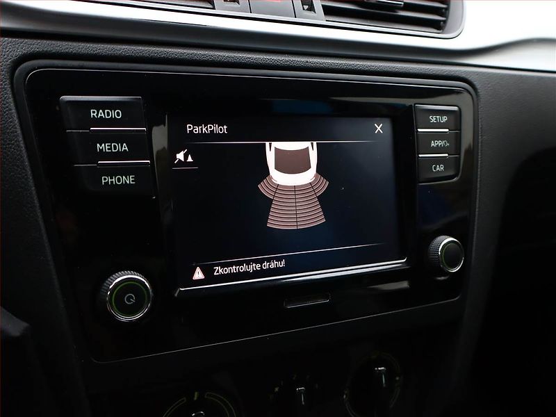 Škoda Rapid (2019) Ambition 1.0 TSI, Serv.kniha - fotka 14 z 15