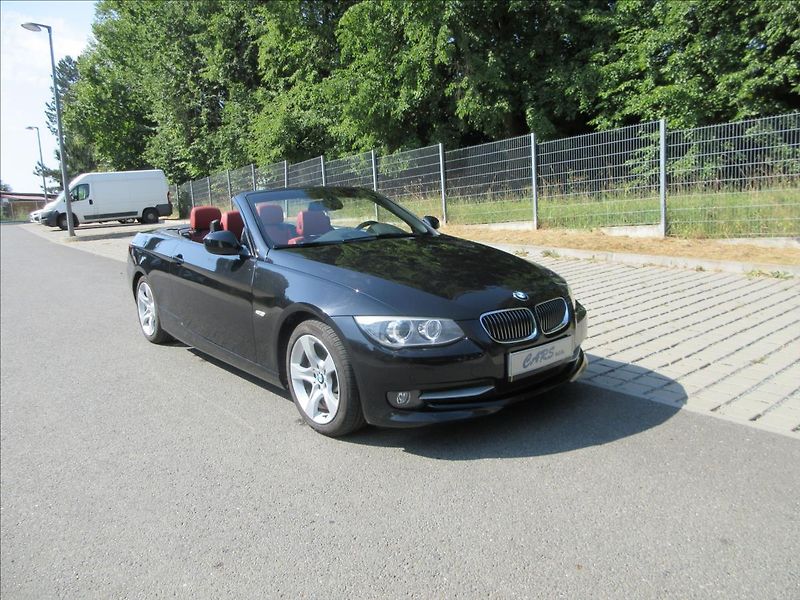 BMW Řada 3 325i 160Kw, Navi, 97 tis. Km. - fotka 8 z 42