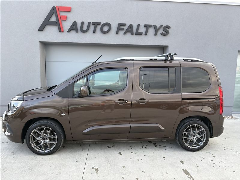 Opel Combo 1,2 i 81 KW LIFE PANORAMA CZ - fotka 5 z 30