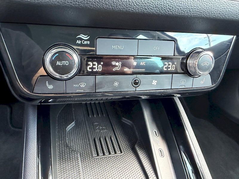 Škoda Kamiq (2025) 1.0 TSI 85kW DSG Top Selection - fotka 28 z 35