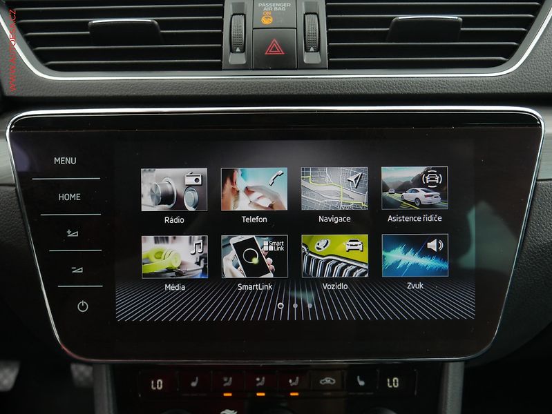 Škoda Superb (2022) 1.5 TSi, Style, LED, navi - fotka 17 z 29
