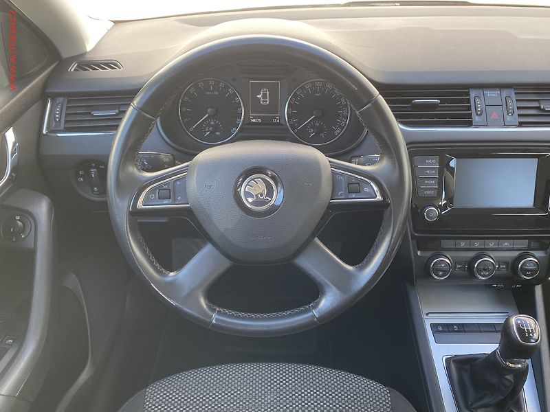Škoda Octavia (2014) 2.0 TDi, Ambition - fotka 11 z 18