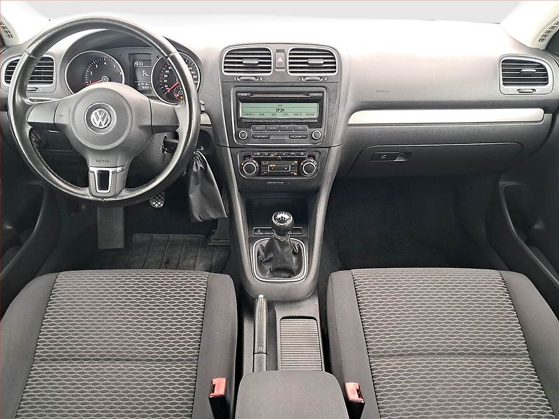 Volkswagen Golf (2010) 1.2 TSI, Park. senzory - fotka 8 z 16