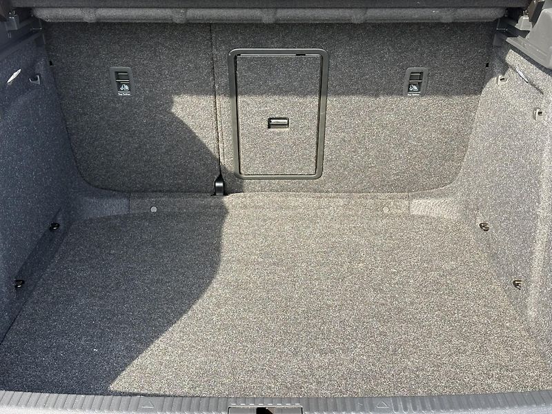 Škoda Superb 2.0 TDI 4x4 DSG / 147 kW Style - fotka 12 z 24