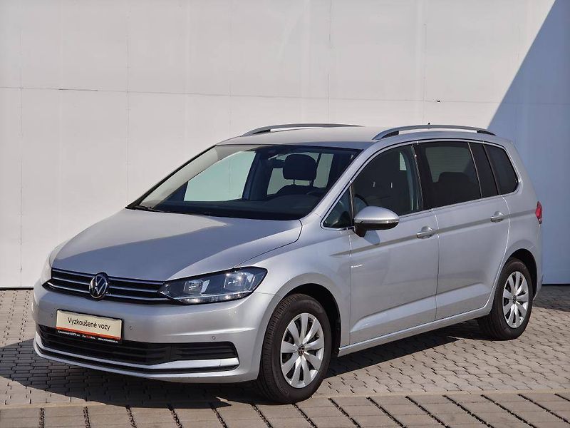Volkswagen Touran Comfortline 7DSG 1,5TSI - fotka 1 z 22