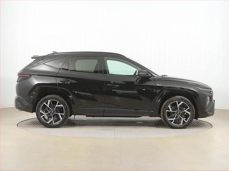 Hyundai Tucson (2025) 1.6 T-GDI, N- Line, Navigace - fotka 6 z 16