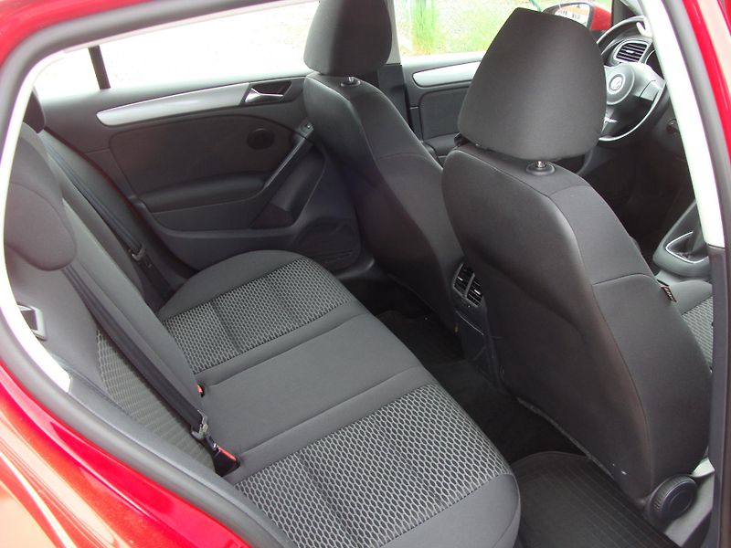 Volkswagen Golf 1.2 TSi Trendline, ČR původ - fotka 17 z 21