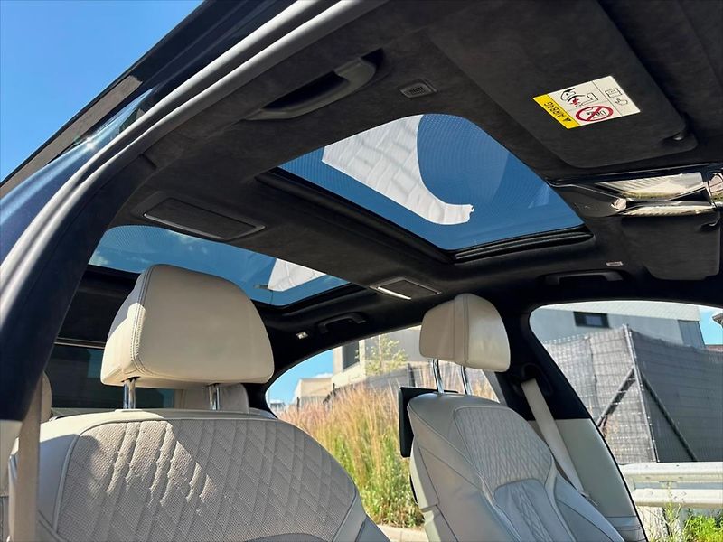 BMW Řada 7 740Ld M-Paket xDrive Panorama - fotka 16 z 20