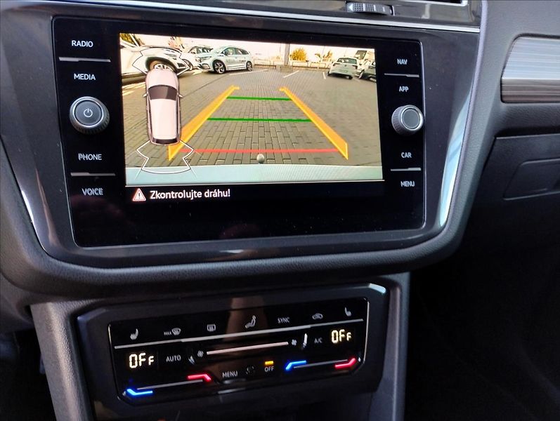 Volkswagen Tiguan Allspace (2023) 2,0 TDI 110kW 4M 7DSG  Life - fotka 18 z 23