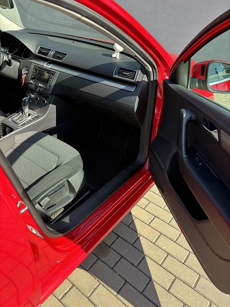 Volkswagen Passat (2013) VW PASSAT B7 HIGHLINE, 130KW - fotka 21 z 23