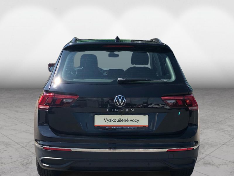 Volkswagen Tiguan 2.0 TDi DSG 7st. LIFE - fotka 9 z 29