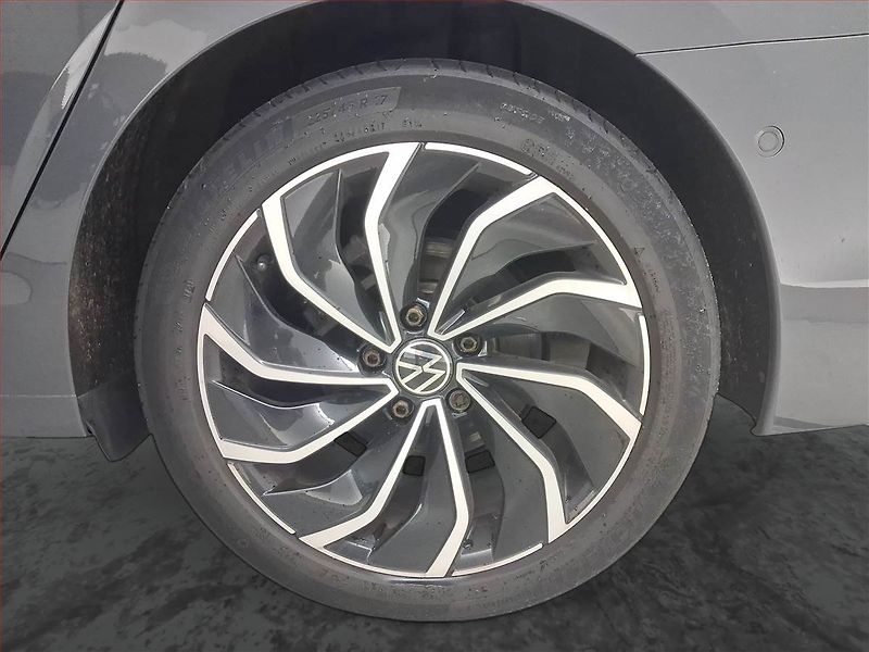 Volkswagen Golf (2021) Life 2.0 TDI, ČR,1.maj - fotka 15 z 17