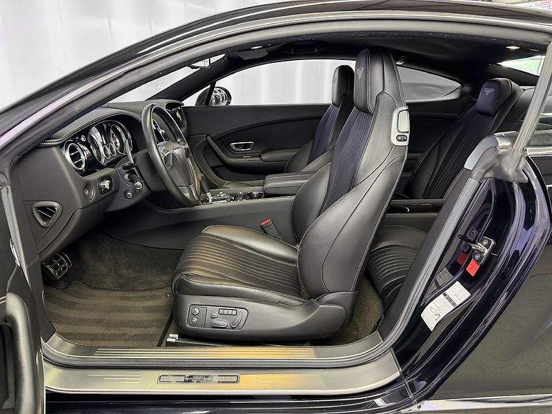 Bentley Continental GT V12 434 KW BREITLING - fotka 11 z 25