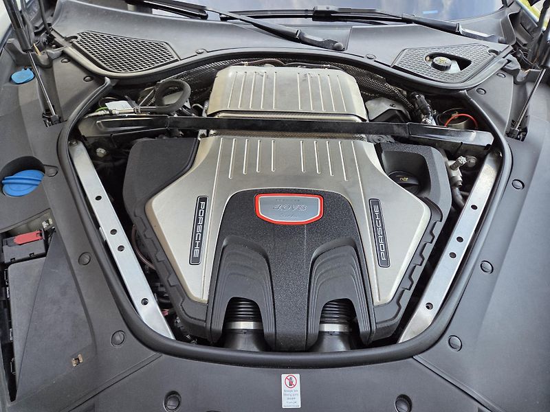 Porsche Panamera TURBO ZÁRUKA APPROVED!!! - fotka 48 z 59
