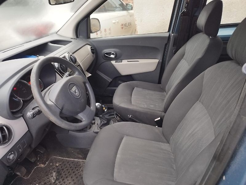 Dacia Dokker 1.2 TCe - Klima špatný´motor - fotka 7 z 8