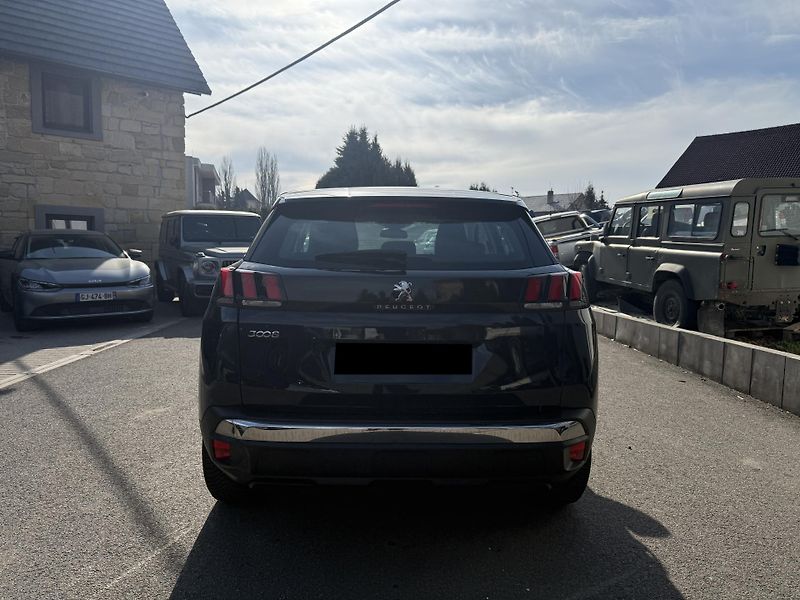 Peugeot 3008 1.2 THP 96 kW - fotka 6 z 19