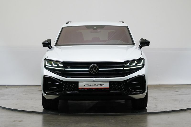 Volkswagen Touareg - fotka 4 z 28