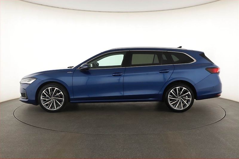 Škoda Superb (2025) 2.0 TDI - fotka 3 z 20