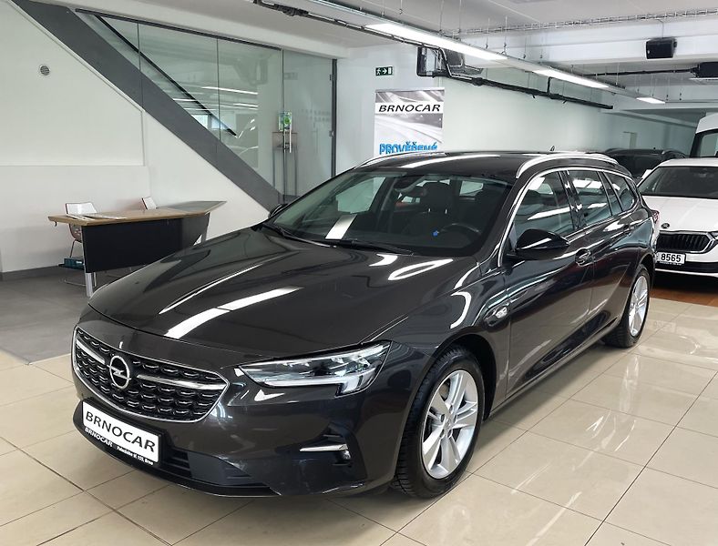 Opel Insignia ST 2,0CDTi 128kW 4X4, ČR - fotka 3 z 30