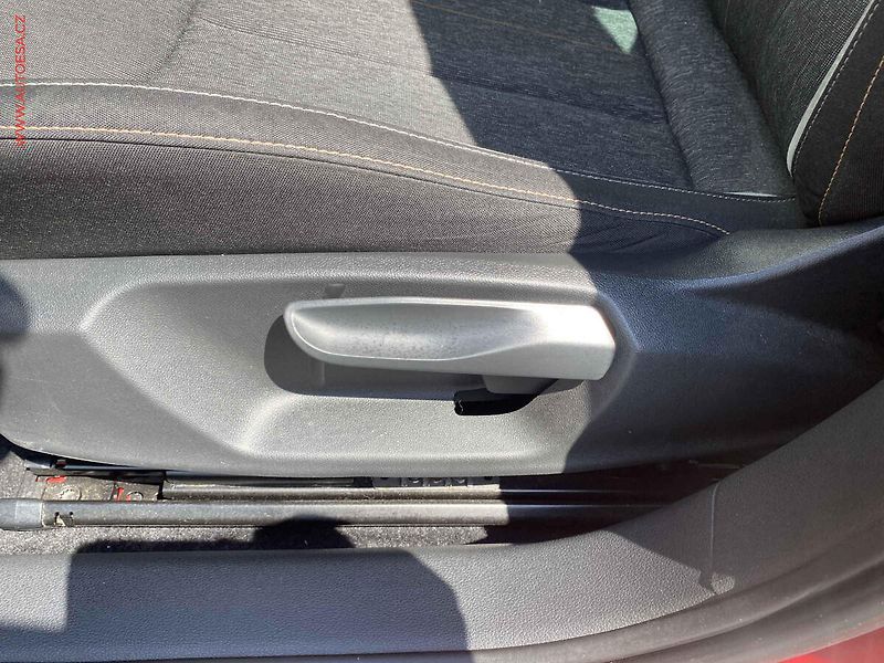 Škoda Scala (2023) 1.5 TSi, 1.maj,ČR, Style, LED - fotka 15 z 19