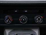 Volkswagen Transporter 2,0 TDI 110kW DSG Klima Tažné - náhled 17