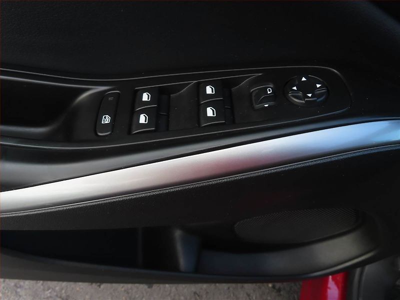 Opel Grandland X (2022) 1.2 Turbo, Serv.kniha - fotka 16 z 17