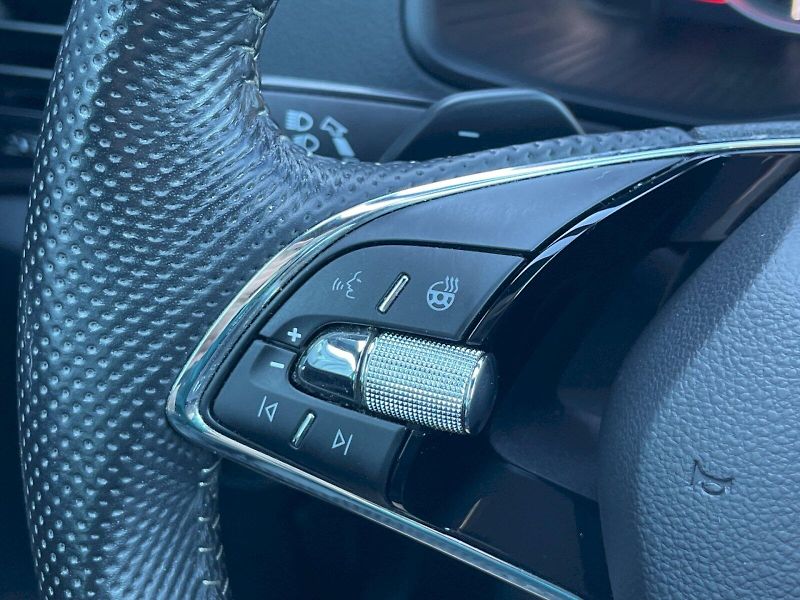 Škoda Karoq (2023) 1.5 TSI 110kW DSG Sportline Ex - fotka 8 z 35