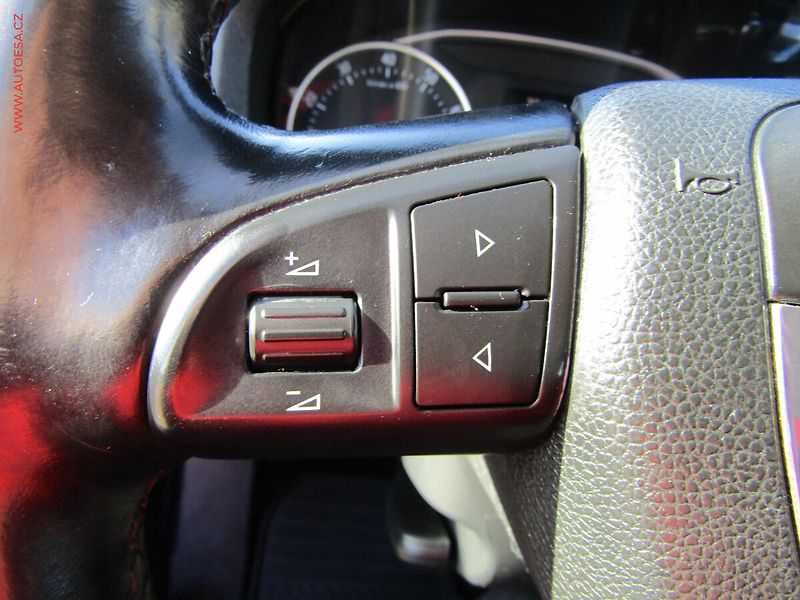 Škoda Octavia (2010) 1.2 TSi, autoAC - fotka 16 z 18
