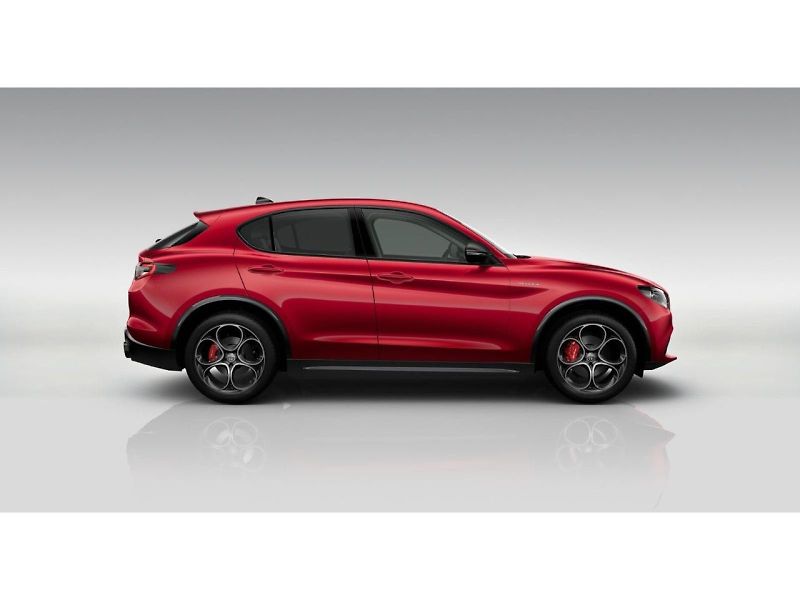 Alfa Romeo Stelvio (2026) 2.0T 280k AT8 ZF Q4 4x4 Veloce - fotka 2 z 5