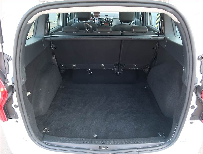 Dacia Lodgy (2022) Comfort 1.5 Blue dCi, ČR,1.maj - fotka 13 z 18