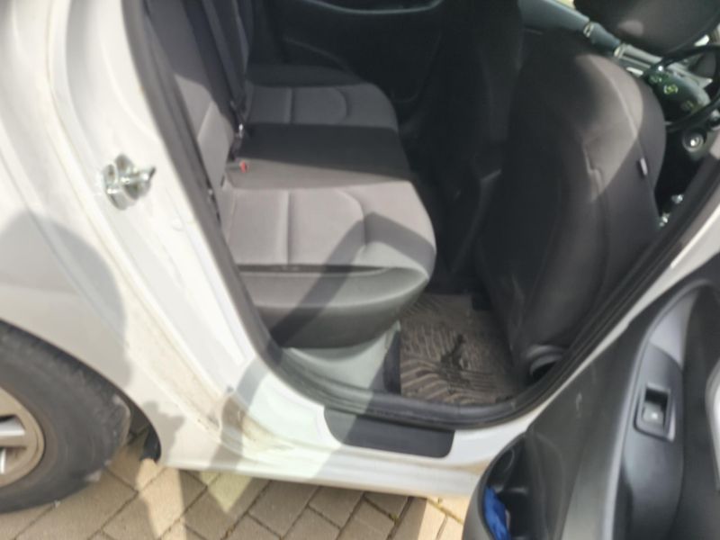 Hyundai i30 1.0 T -Gdi 88Kw Kombi - fotka 22 z 26