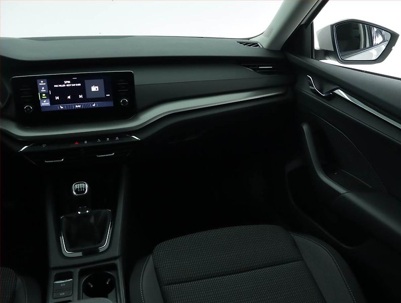 Škoda Octavia (2021) Style 2.0 TDI, Tempomat - fotka 8 z 15