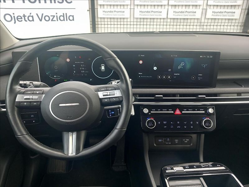 Hyundai Tucson 1,6 T-GDi PH AT 4WD PREMIUM - fotka 9 z 25