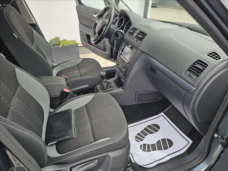 Škoda Yeti 1,4 TSi 90KW Adventure NAVI TZ - fotka 32 z 44