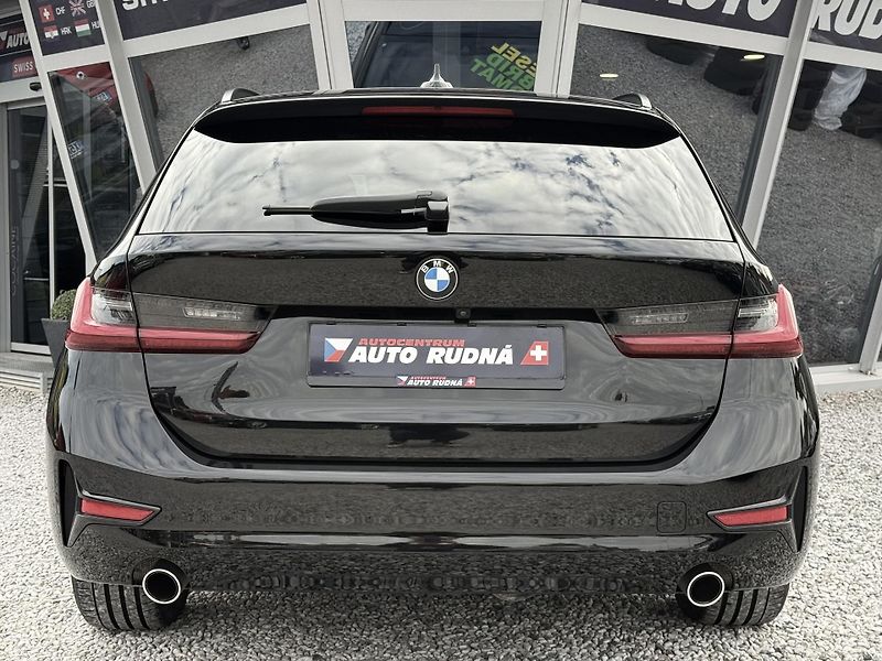 BMW Řada 3 318d Advantage Steptronic - fotka 14 z 47