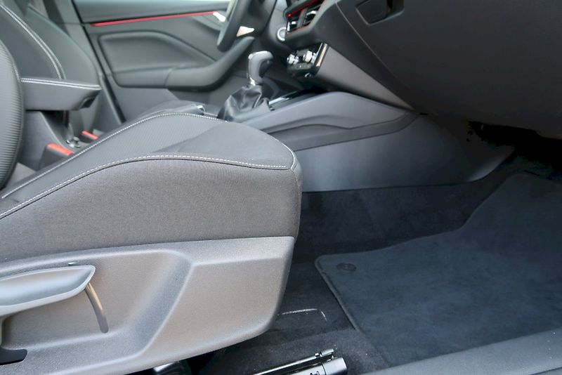 Škoda Scala (2025) Monte Carlo 1,5 TSi/110 kW DSG - fotka 13 z 31