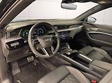 Audi SQ8 e-tron Sportback quattro Tažné - náhled 8