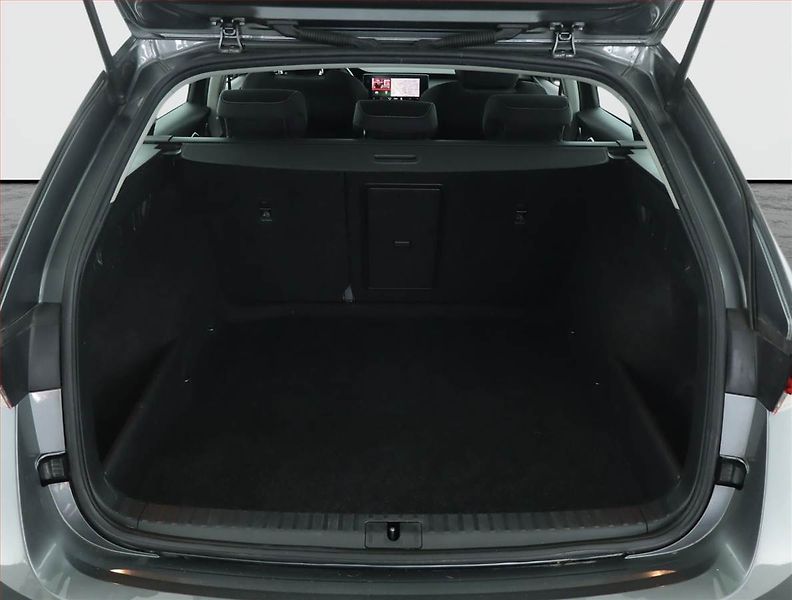 Škoda Octavia (2023) 1.5 TSI e-tec, Automat - fotka 14 z 17