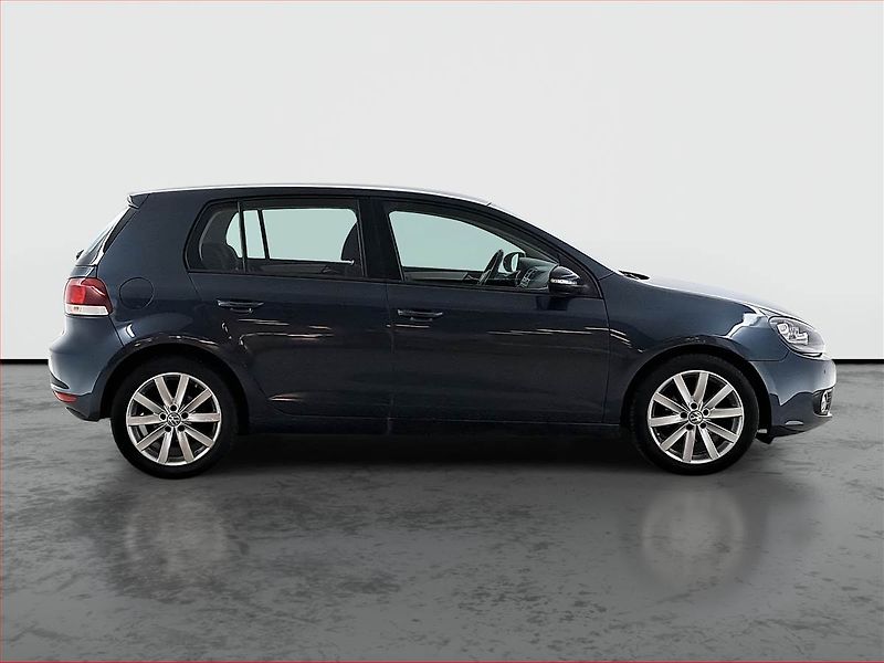 Volkswagen Golf (2009) 2.0 TDI, Park. senzory - fotka 6 z 14
