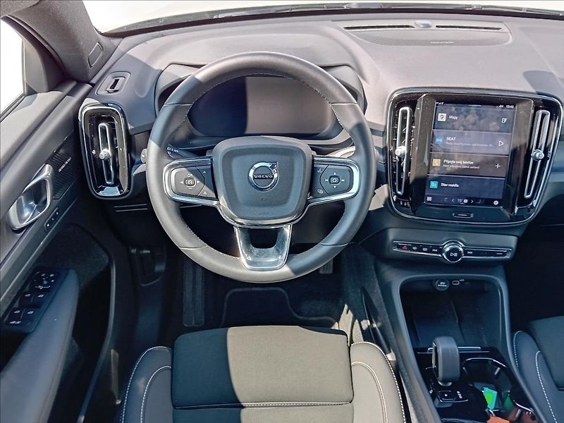 Volvo C40 1,0 AWD RECHARGE ULTIMATE - fotka 6 z 25