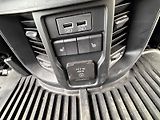 Dodge RAM (2020) 2500 6,4 L HEMI LIFTED - náhled 32