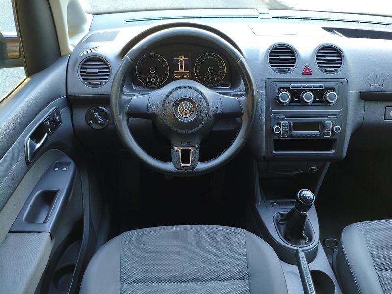 Volkswagen Caddy (2012) 1,2 TSI Trend 7 míst - fotka 18 z 30