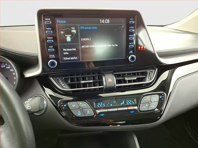 Toyota C-HR (2022) Comfort 1.8 Hybrid - fotka 12 z 16
